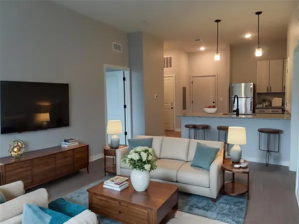 $1,649 | 112 Greenhill Lane, Unit 204, Fate, TX 75087