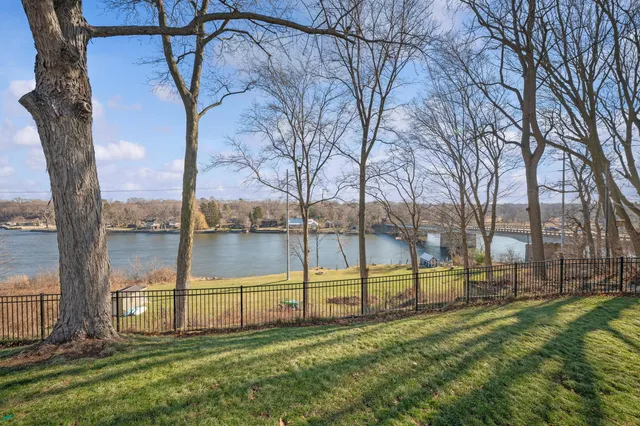 $749,000 | 2511 Riverwood Terrace, St. Joseph, MI 49085