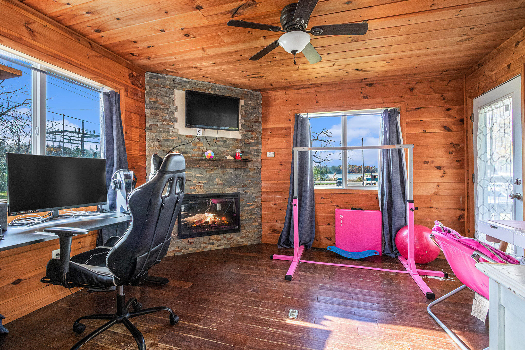 111 Reed Street Cassopolis, MI 49031 - Photo 16 of 28 img_3765_754 (1)