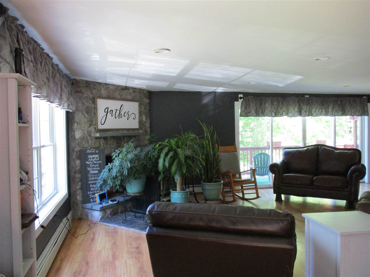 79 Frost Road Derry, NH 03038 - Photo 8 of 35