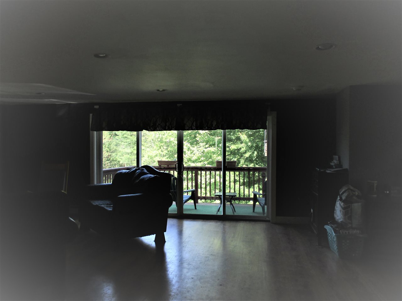 79 Frost Road Derry, NH 03038 - Photo 10 of 35