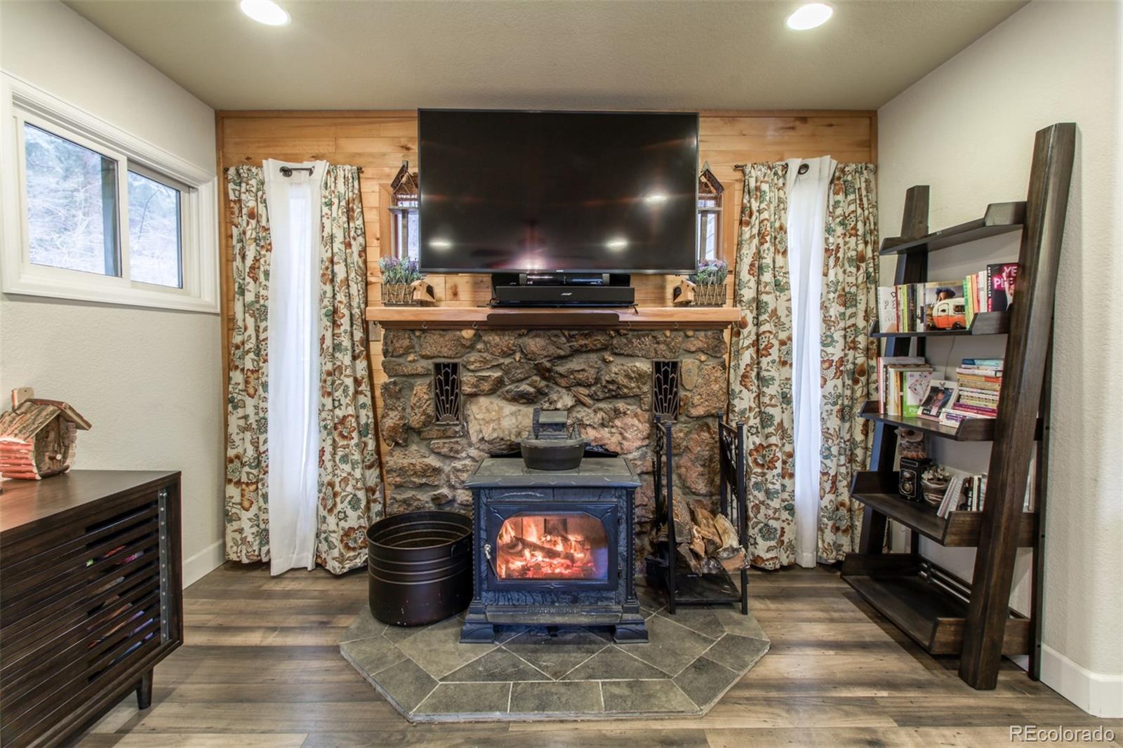 6423 South Ross Road Morrison, CO 80465 - Photo 25 of 28 Gallery Image 25