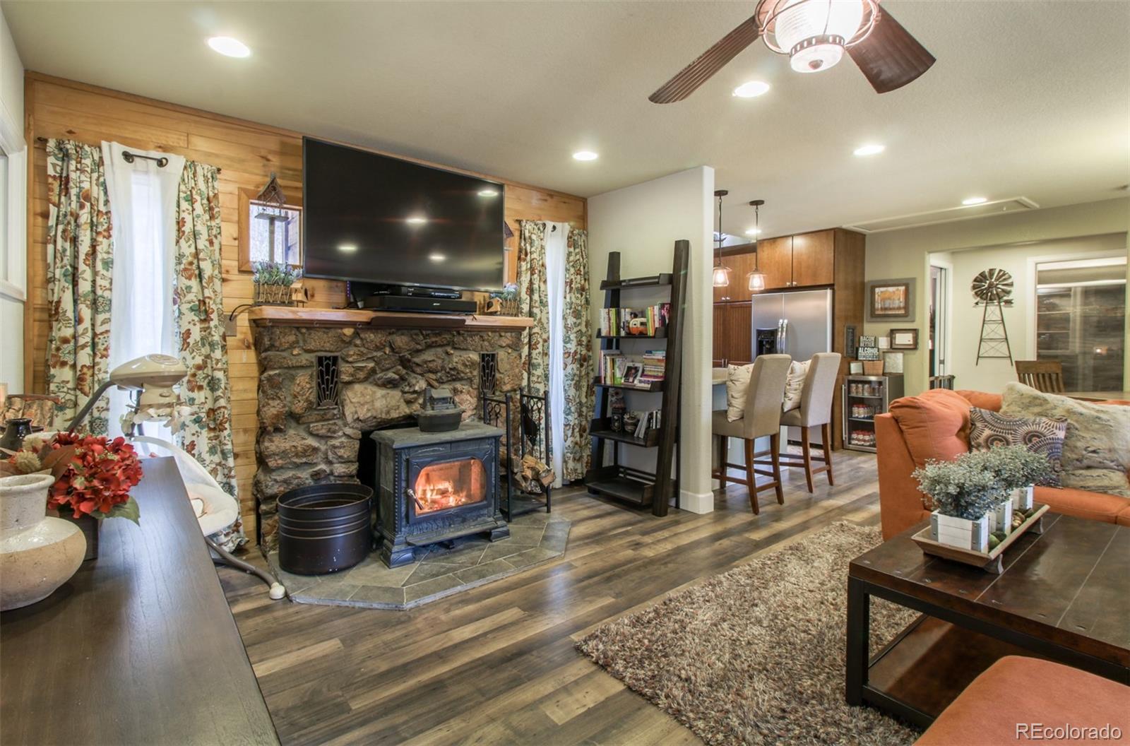 6423 South Ross Road Morrison, CO 80465 - Photo 6 of 28 Gallery Image 6