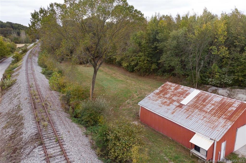 13808 Wilson Switch Road Borden, IN 47106 - Photo 14 of 41 Gallery Image 14