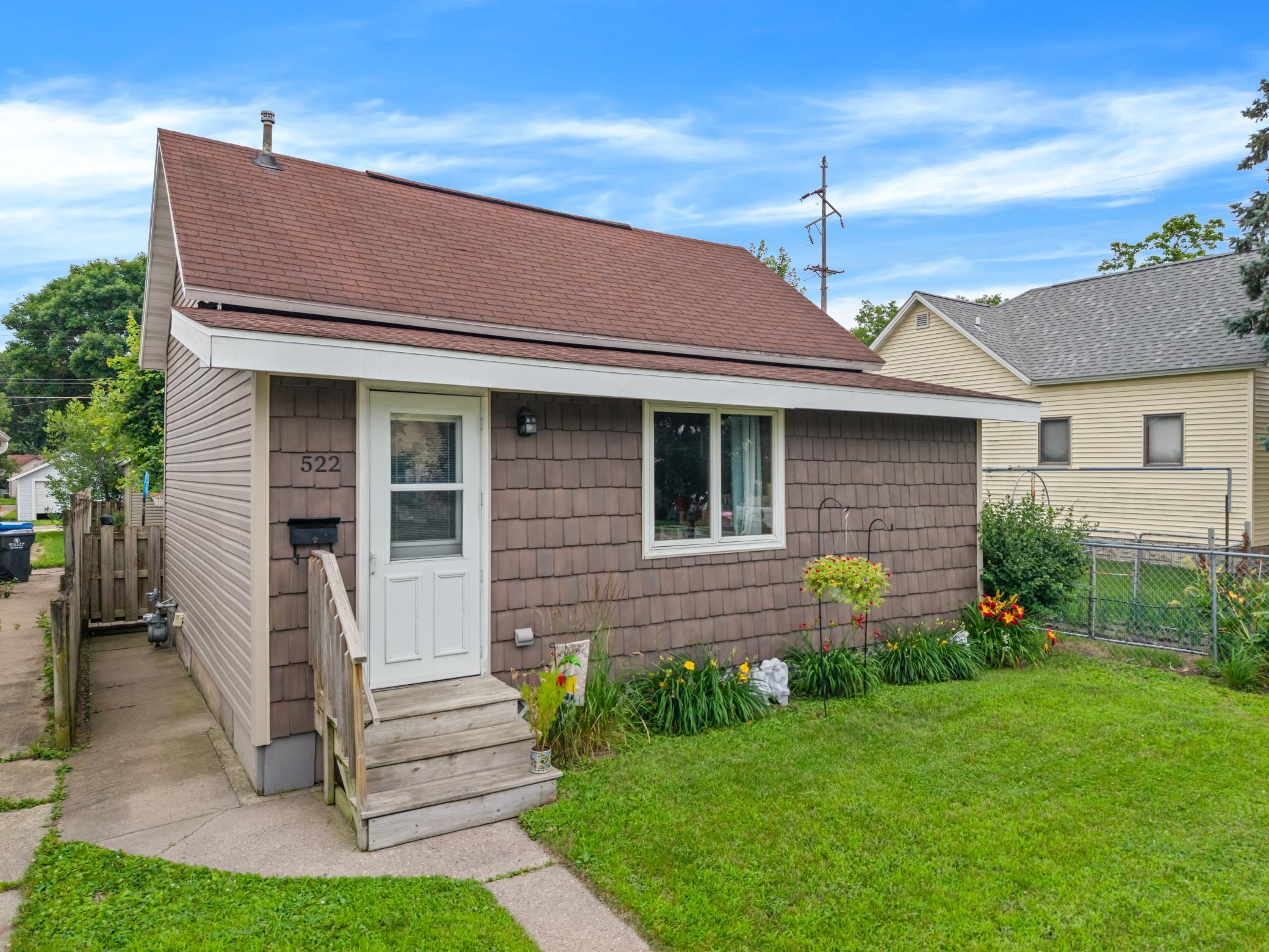 522 Sioux Street Winona, MN 55987 - Photo 2 of 24