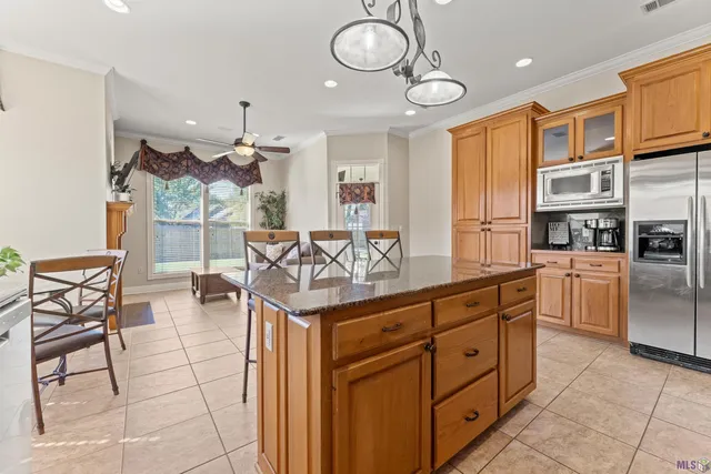 $510,999 | 37315 Lakeshore Avenue, Prairieville, LA 70769