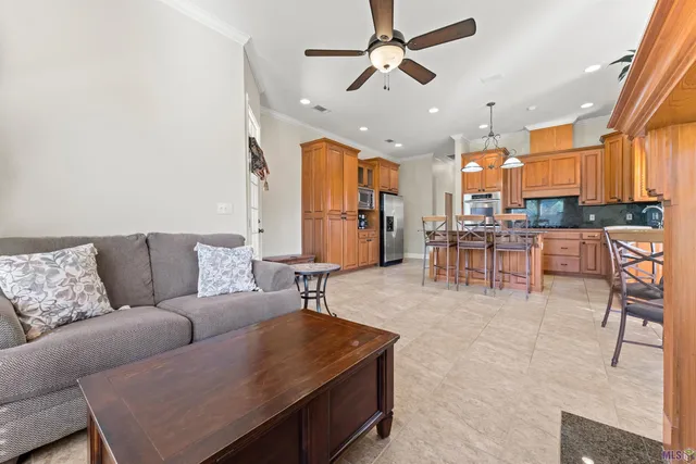 $510,999 | 37315 Lakeshore Avenue, Prairieville, LA 70769