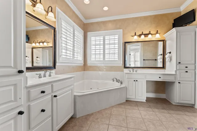 $510,999 | 37315 Lakeshore Avenue, Prairieville, LA 70769