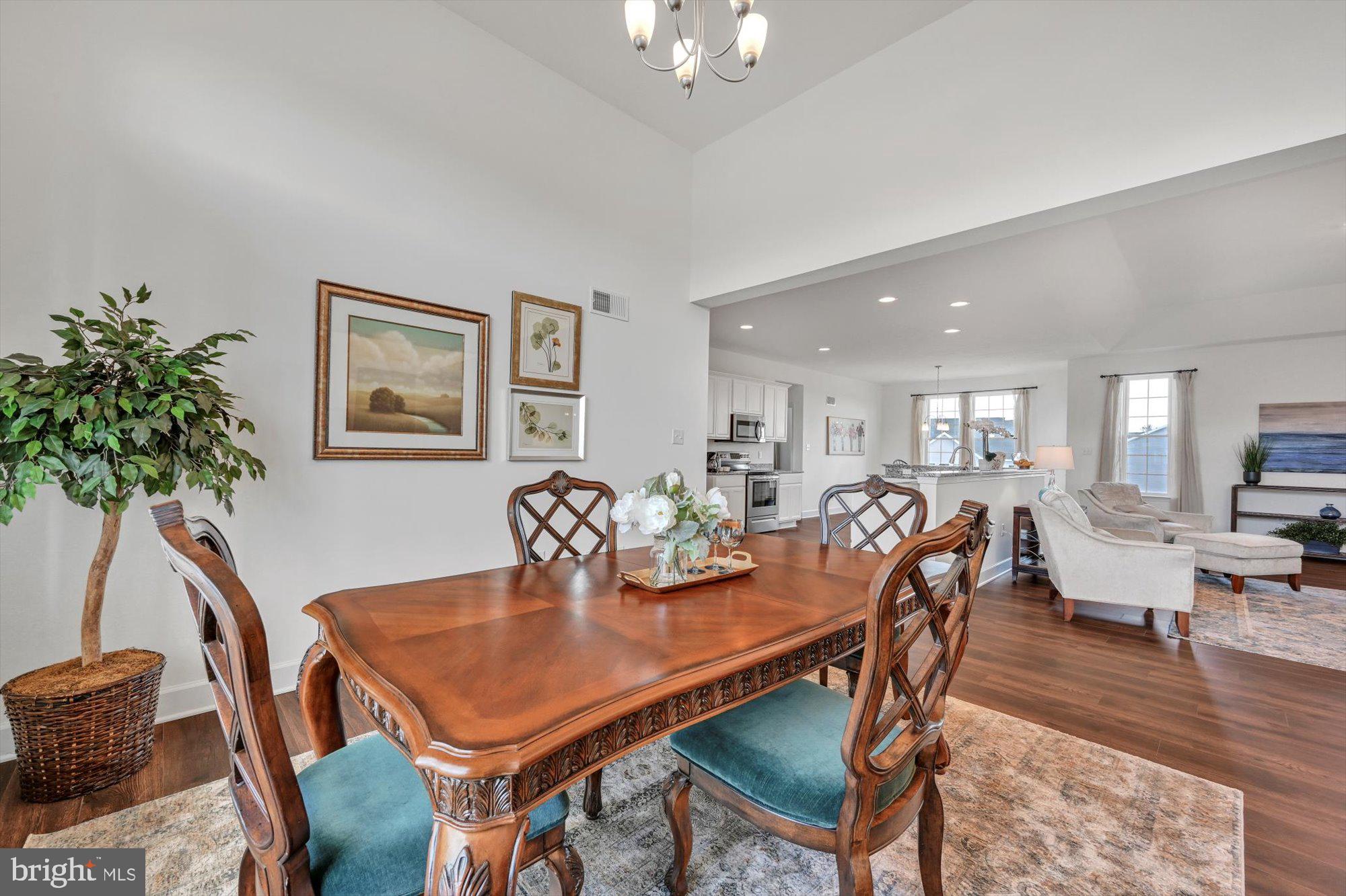 183 Fairplay Road, Unit 158 Gettysburg, PA 17325 - Photo 36 of 38 Dining room w/ Tall ceiling