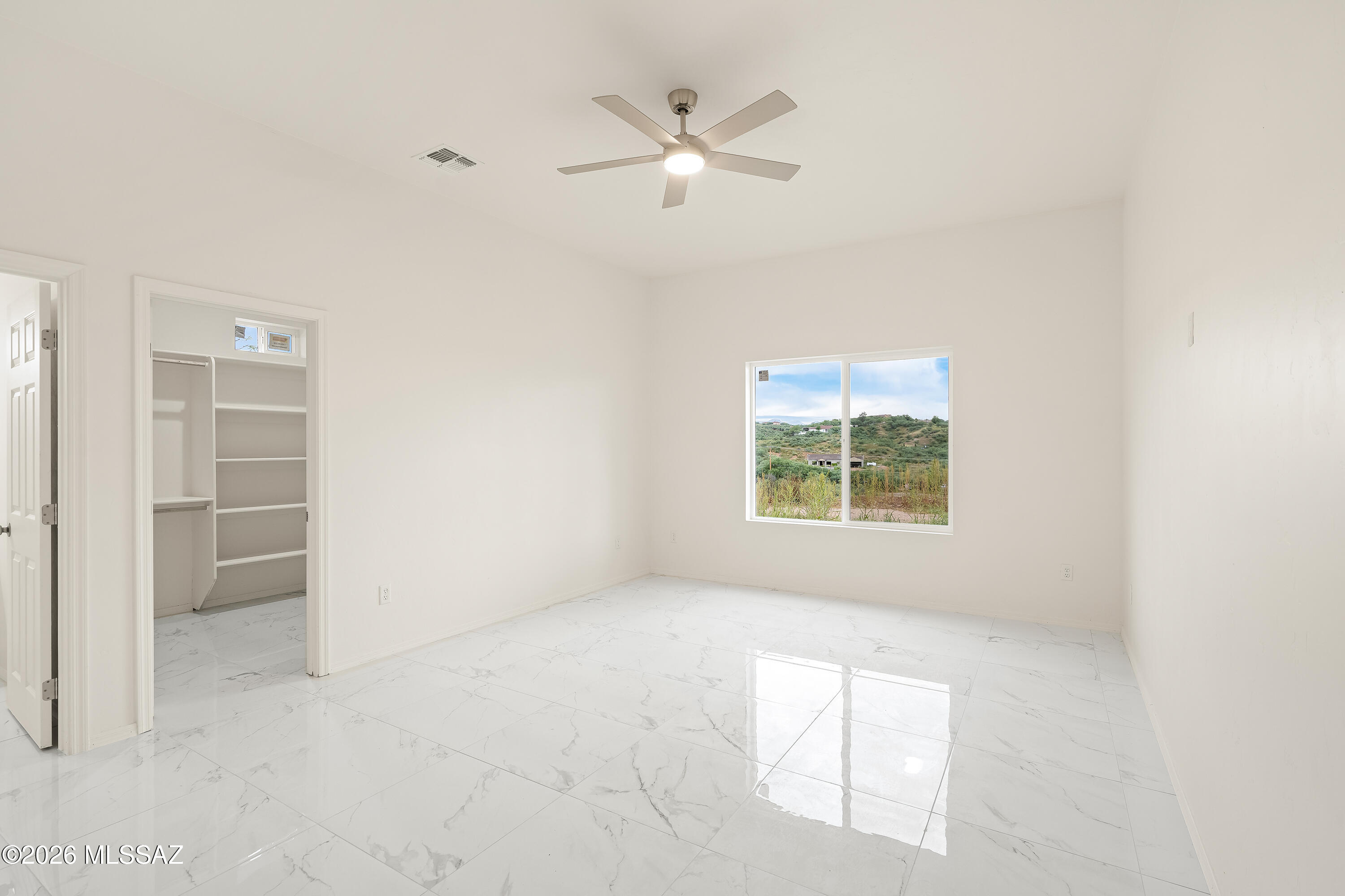380 Polo Court Rio Rico, AZ 85648 - Photo 17 of 47 2 Interiors-9