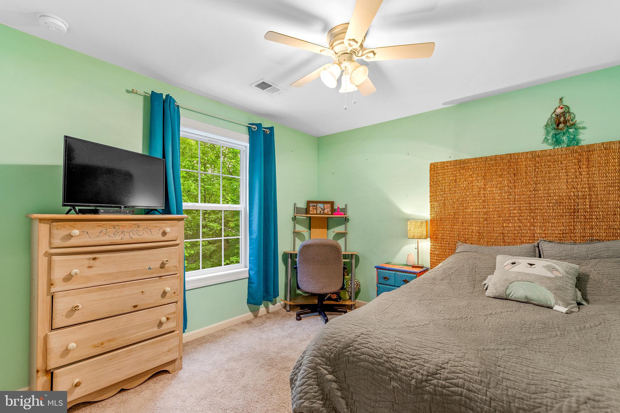198 3 Rivers Road Harwood, MD 20776 - Photo 27 of 41 Upstairs Bedroom 1