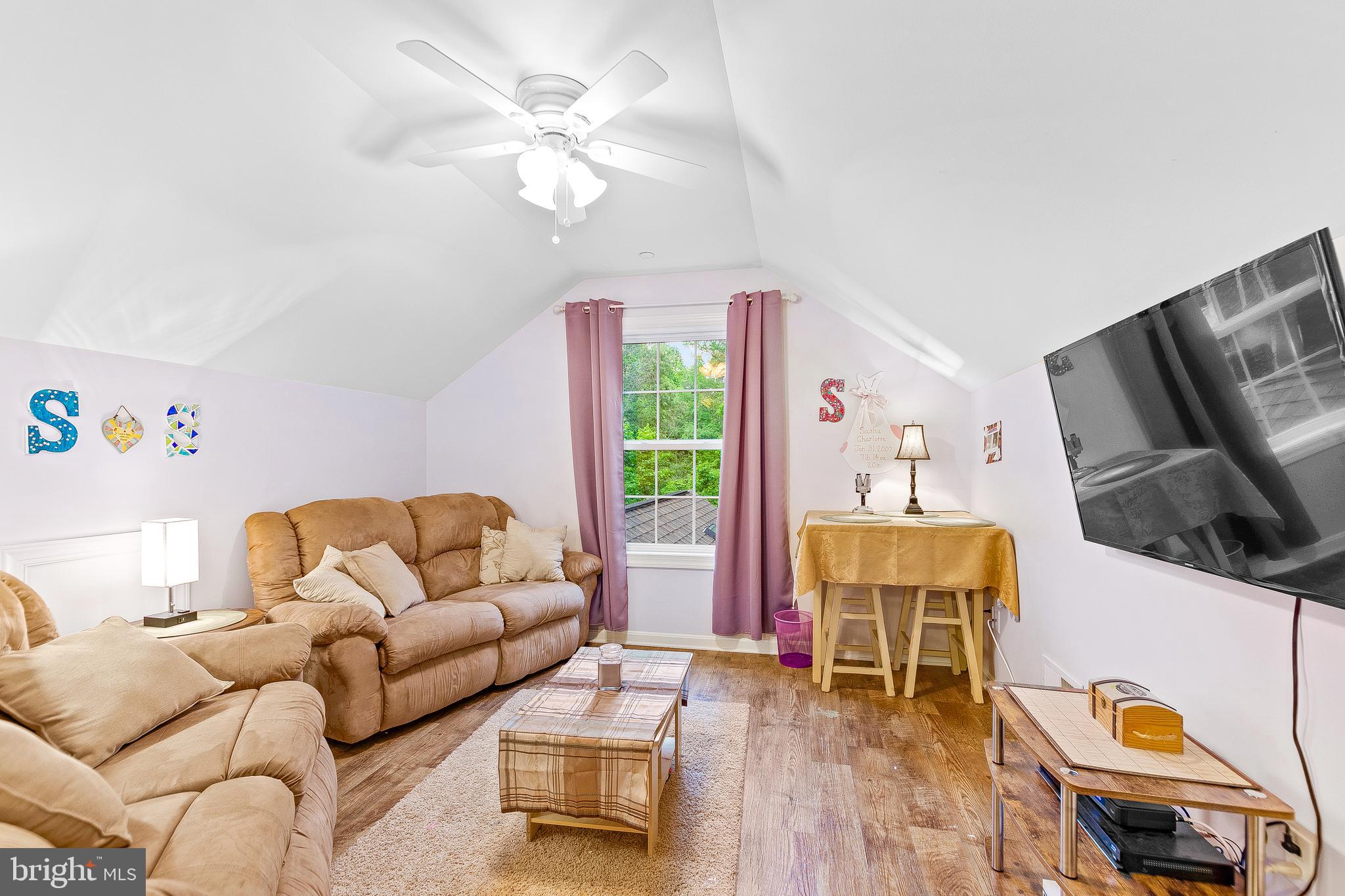 198 3 Rivers Road Harwood, MD 20776 - Photo 35 of 41 Loft 2