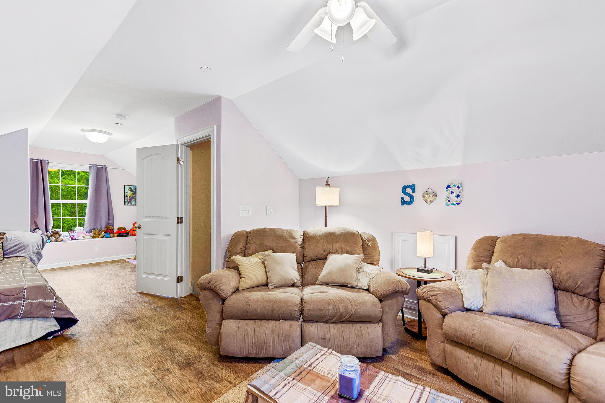 198 3 Rivers Road Harwood, MD 20776 - Photo 36 of 41 Loft 3