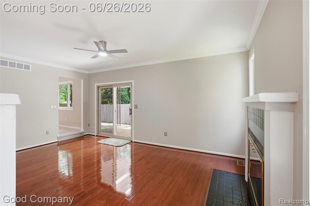 21466 Ruth Street Farmington, MI 48336 - Photo 10 of 37