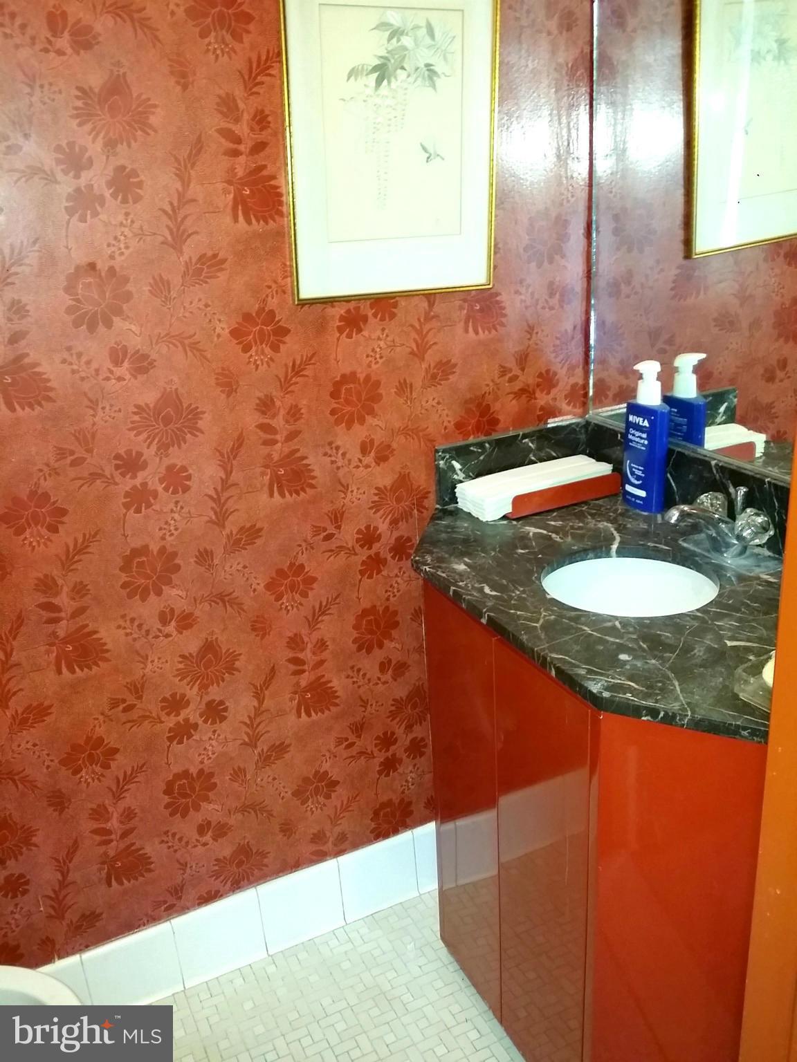 3502 Fallstaff Road Baltimore, MD 21215 - Photo 5 of 14 1st Floor Powder Room