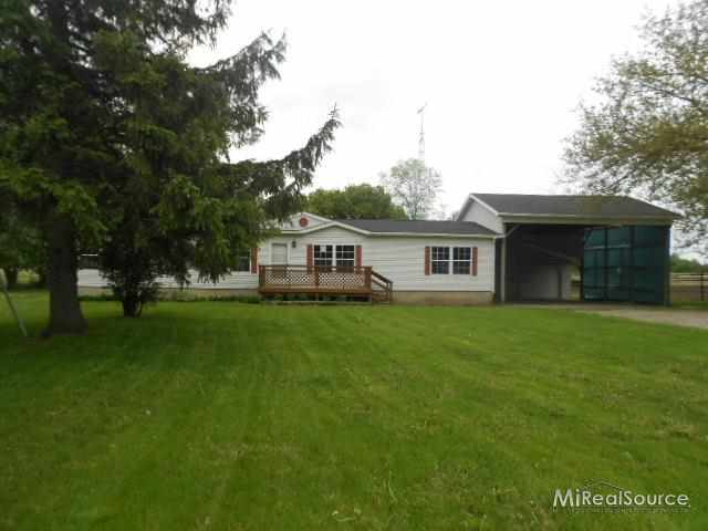 2480 Peck Road Croswell, MI 48422 - Photo 1 of 19 31153156.JPG