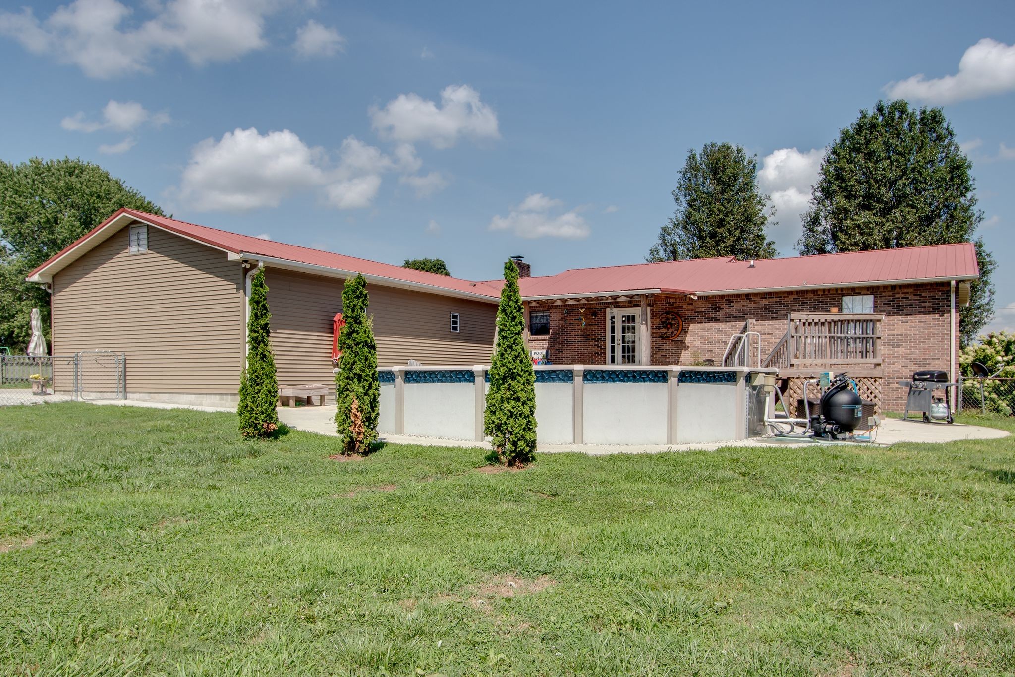207 Eaton Heights Manchester, TN 37355 - Photo 34 of 37 a view of a house with a yard