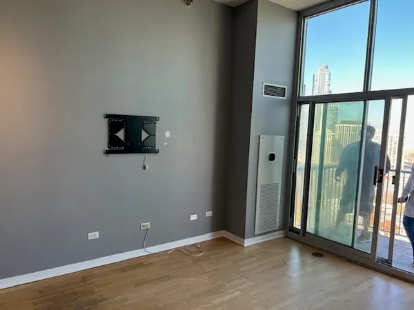 $4,000 | 1600 South Indiana Avenue, Unit 1807, Chicago, IL 60616