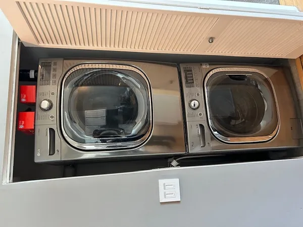 $4,000 | 1600 South Indiana Avenue, Unit 1807, Chicago, IL 60616