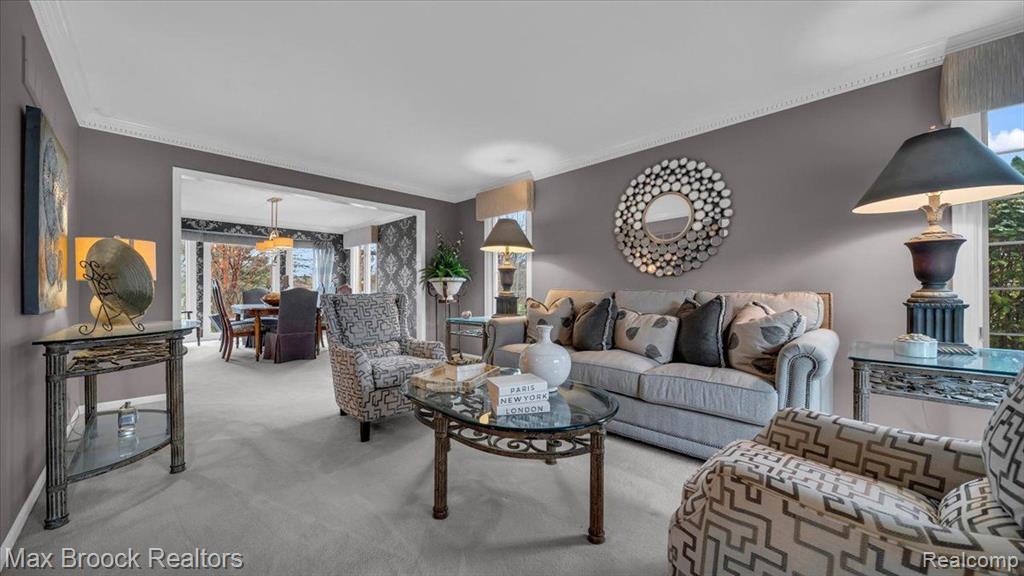 404 Shellbourne Drive Rochester Hills, MI 48309 - Photo 8 of 52