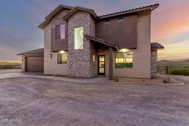 $699,990 | 2605 West Ute Court, New River, AZ 85087