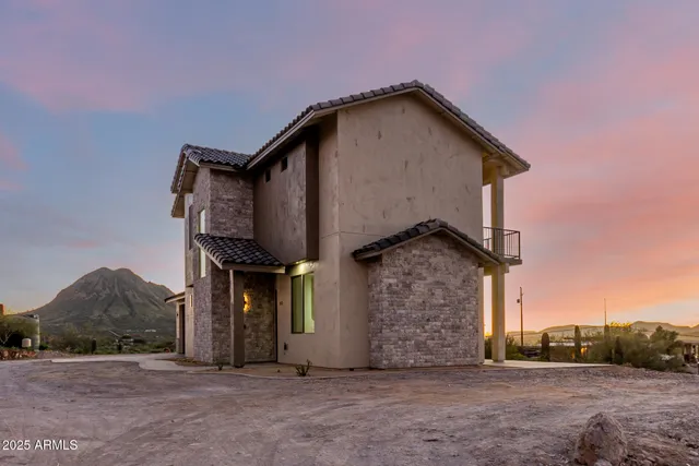 $699,990 | 2605 West Ute Court, New River, AZ 85087