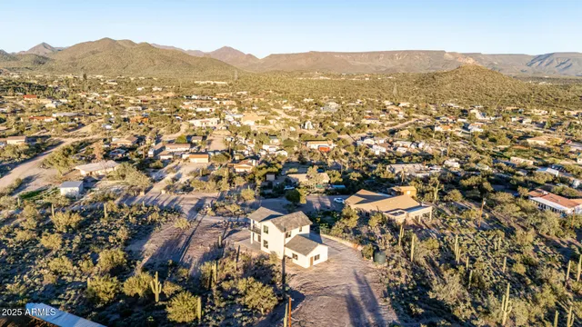 $699,990 | 2605 West Ute Court, New River, AZ 85087