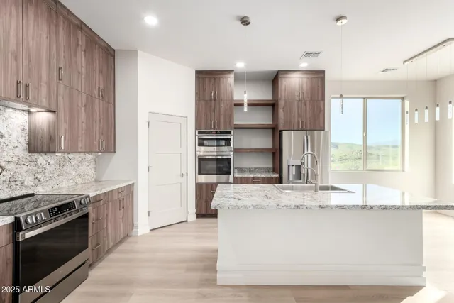 $699,990 | 2605 West Ute Court, New River, AZ 85087