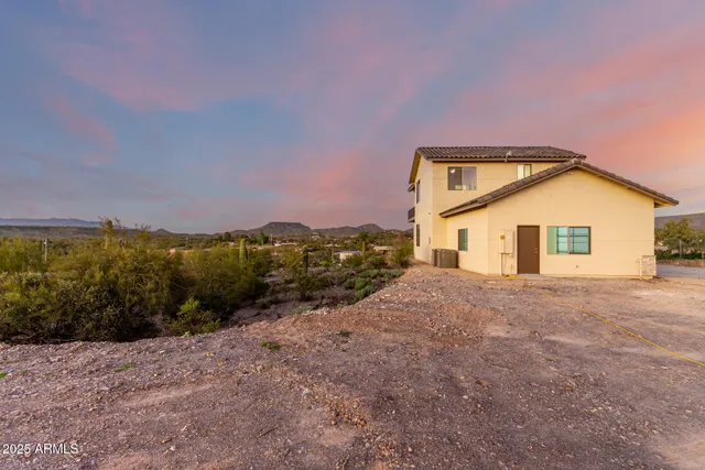 $699,990 | 2605 West Ute Court, New River, AZ 85087