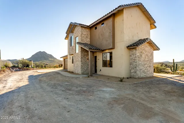 $699,990 | 2605 West Ute Court, New River, AZ 85087