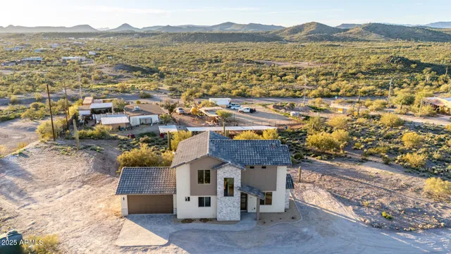 $699,990 | 2605 West Ute Court, New River, AZ 85087