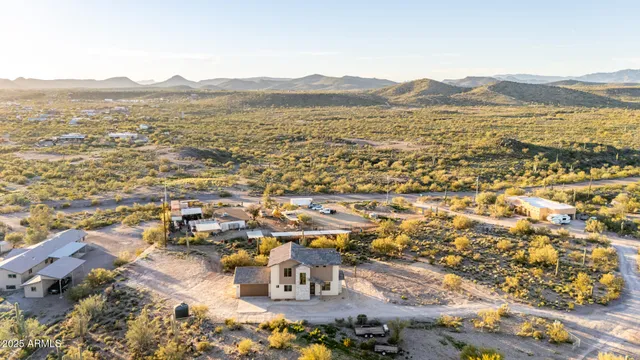 $699,990 | 2605 West Ute Court, New River, AZ 85087