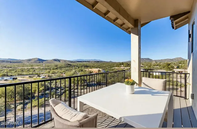 $699,990 | 2605 West Ute Court, New River, AZ 85087