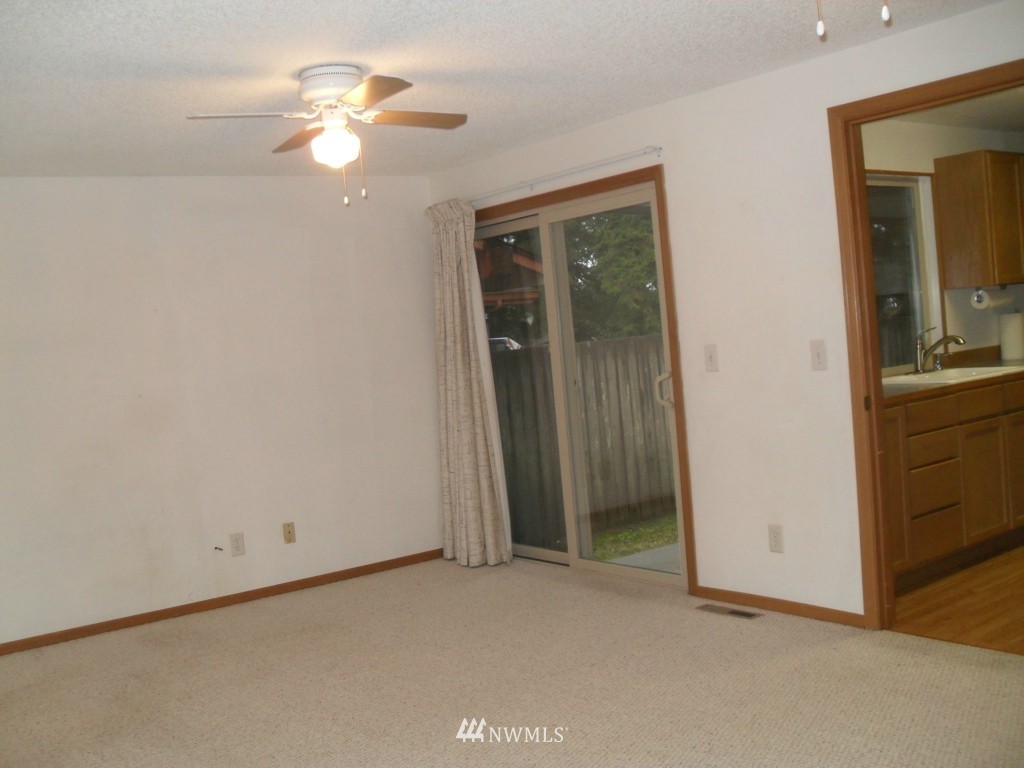 17308 24th Avenue Southeast Bothell, WA 98012 - Photo 7 of 15