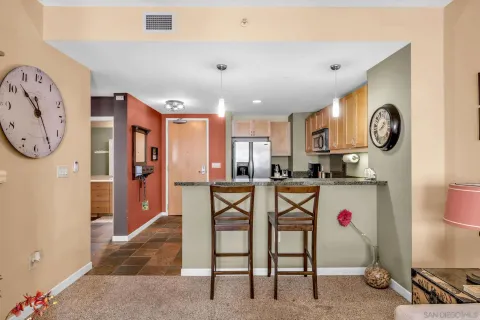 $499,000 | 1150 J Street, Unit 715, San Diego, CA 92101