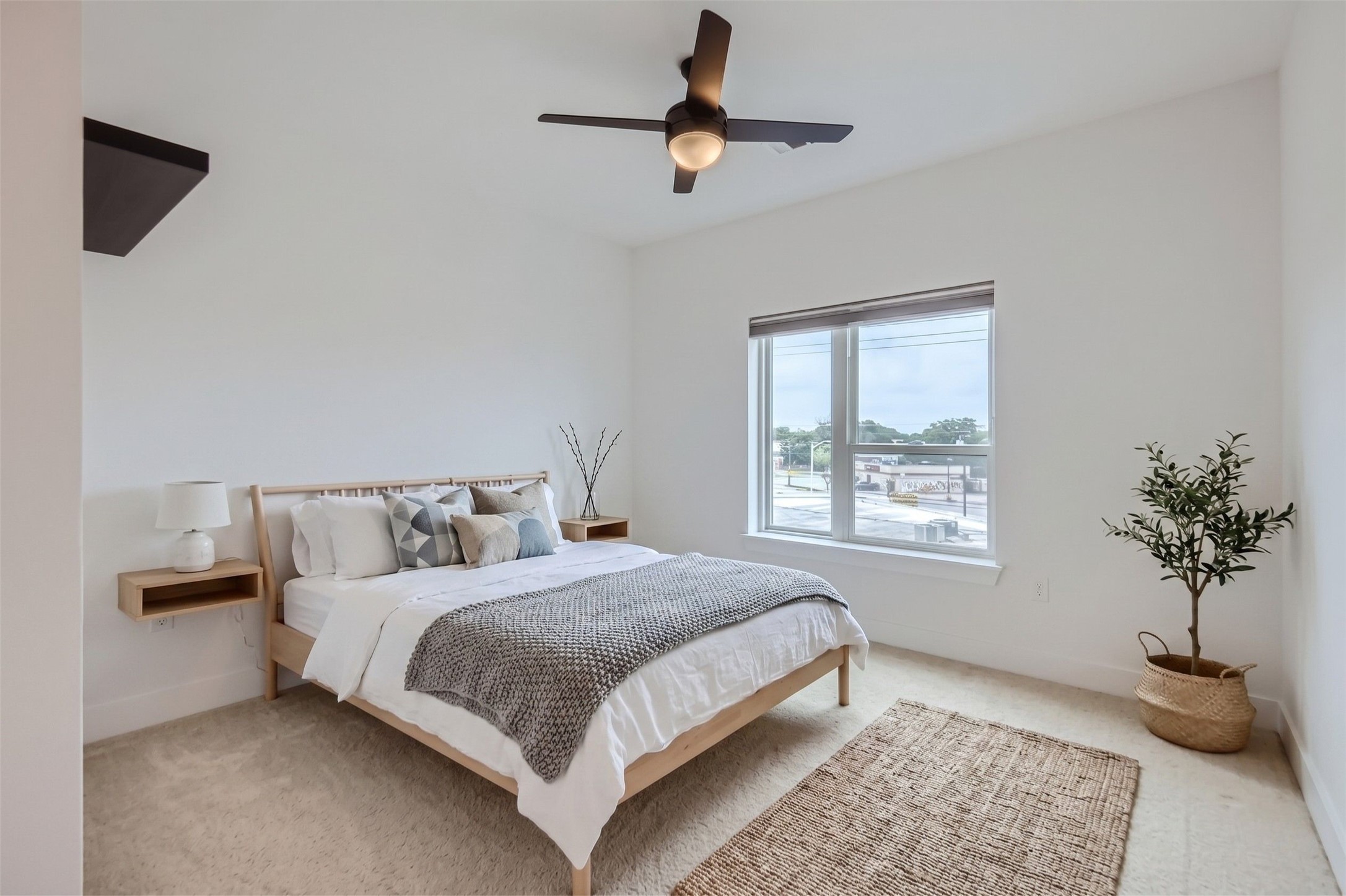 2220 Webberville Road, Unit 302 Austin, TX 78702 - Photo 5 of 8 Virtually Staged