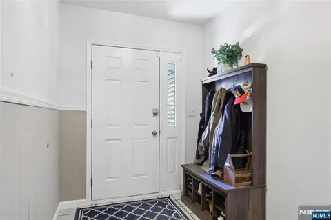 $395,000 | 38 Lexington Lane, Unit E, West Milford, NJ 07480