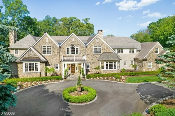 $3,745,000 | 4 Rainetree Ridge, Far Hills, NJ 07931
