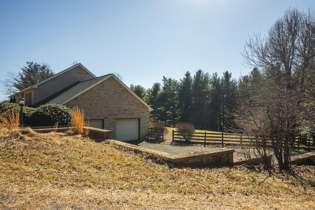 494 Soapstone Hill Road Southeast Floyd, VA 24091 - Photo 69 of 72 32