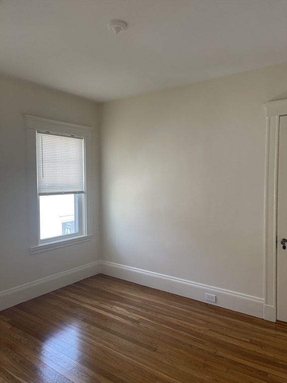 12 Amherst Road Watertown, MA 02472 - Photo 10 of 34
