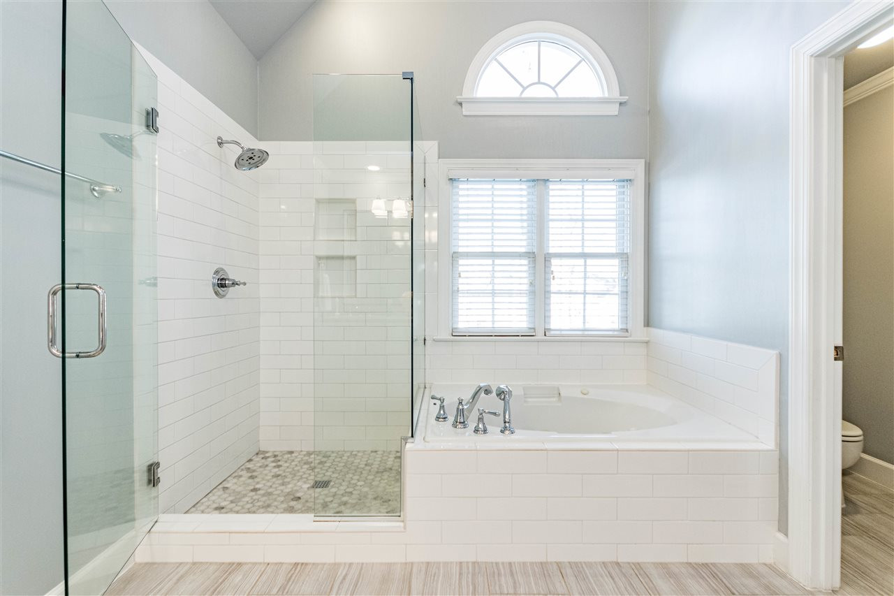 7913 Sandy Bottom Way Raleigh, NC 27613 - Photo 16 of 23 MASTER BATH