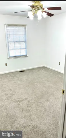 $1,600 | 215 Brooke Road, Fredericksburg, VA 22405