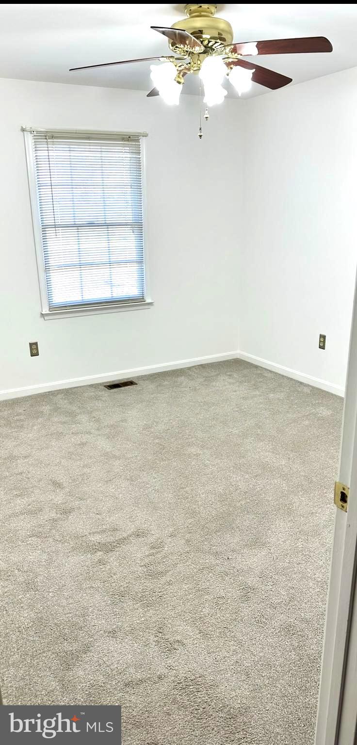 215 Brooke Road Fredericksburg, VA 22405 - Photo 7 of 10