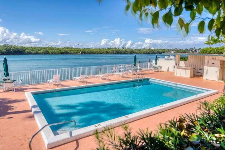 225 South Beach Road, Unit 403 Tequesta, FL 33469 - Photo 27 of 32 Community Pool