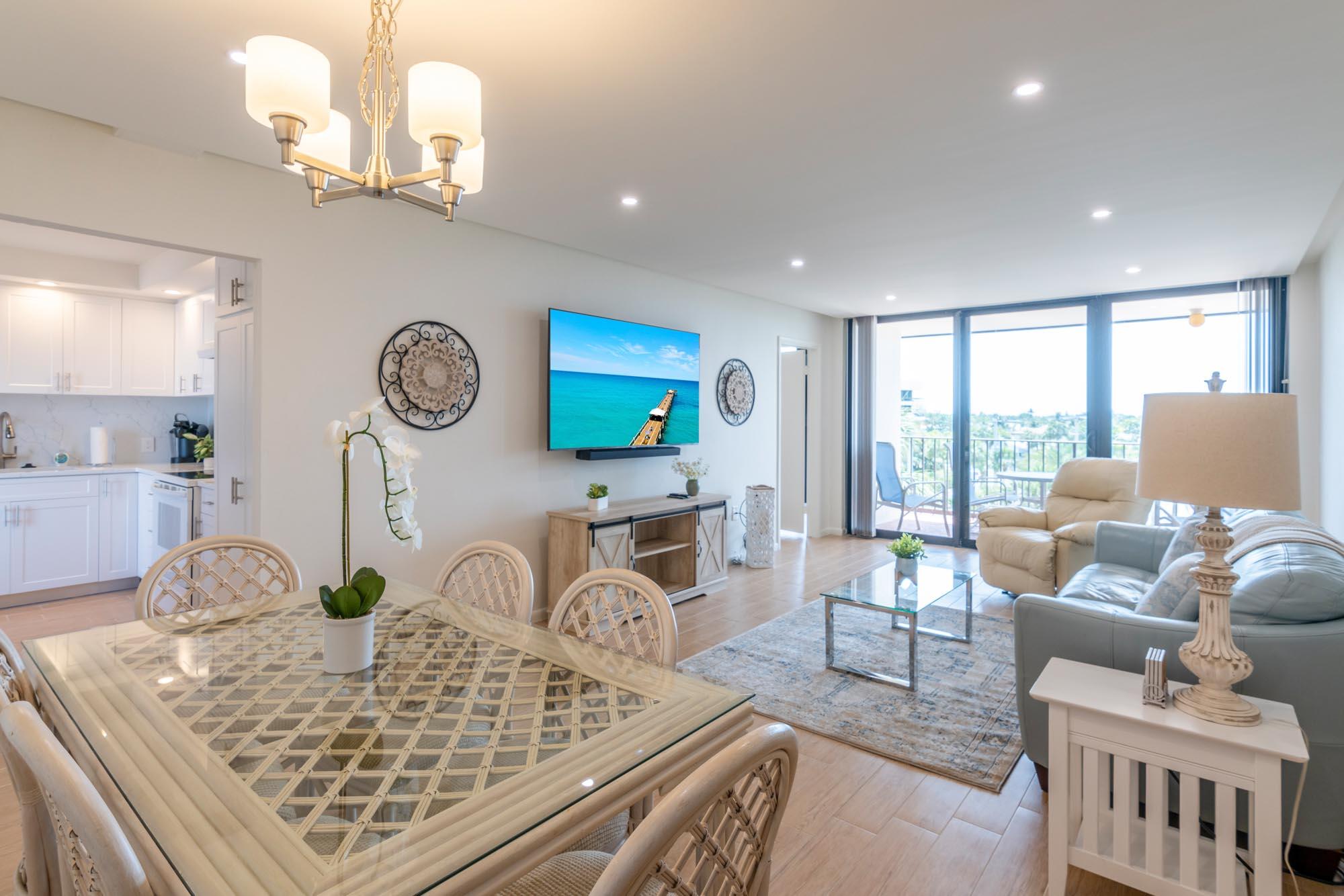 225 South Beach Road, Unit 403 Tequesta, FL 33469 - Photo 3 of 32 Dining Room | Living Room