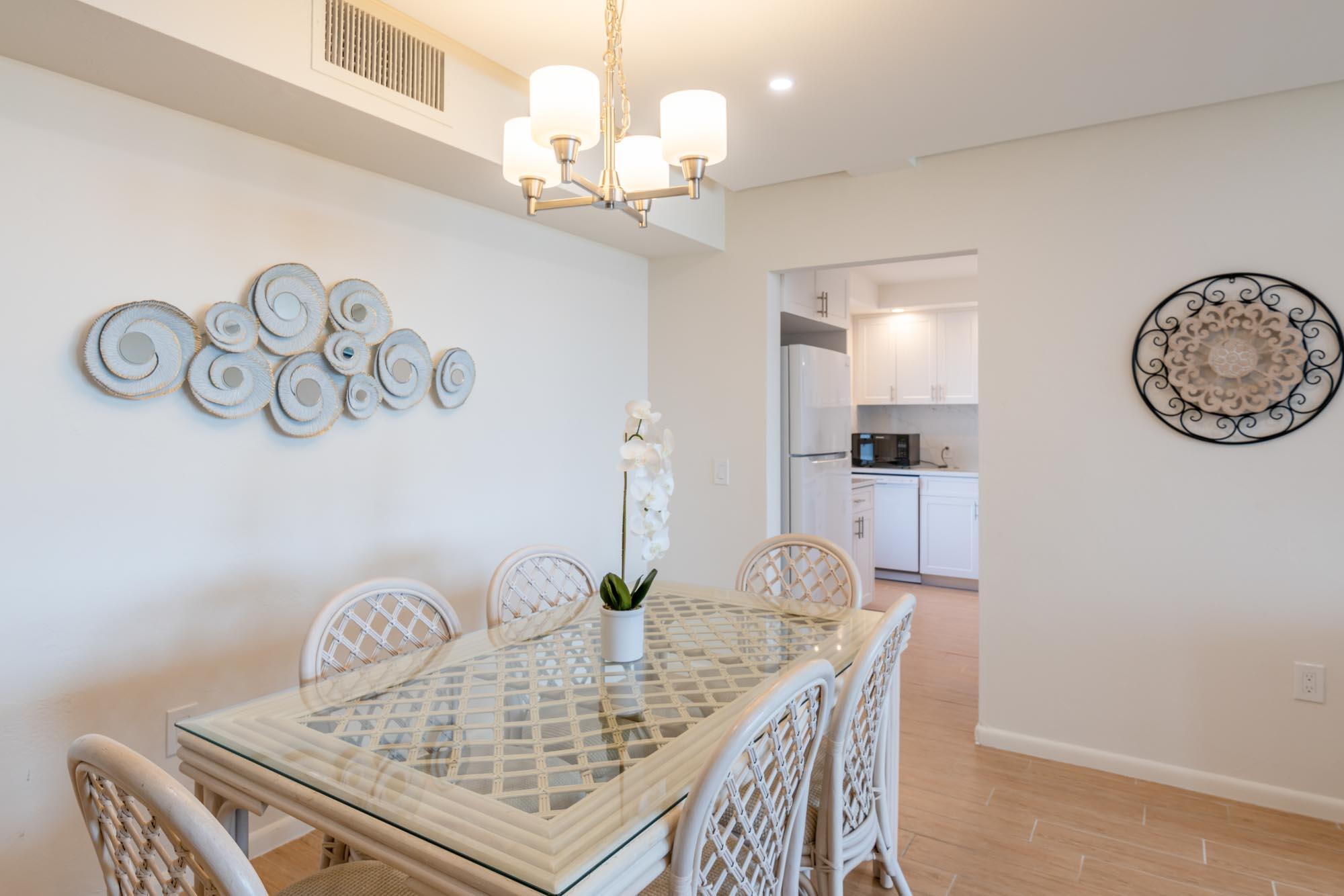225 South Beach Road, Unit 403 Tequesta, FL 33469 - Photo 6 of 32 Dining Area