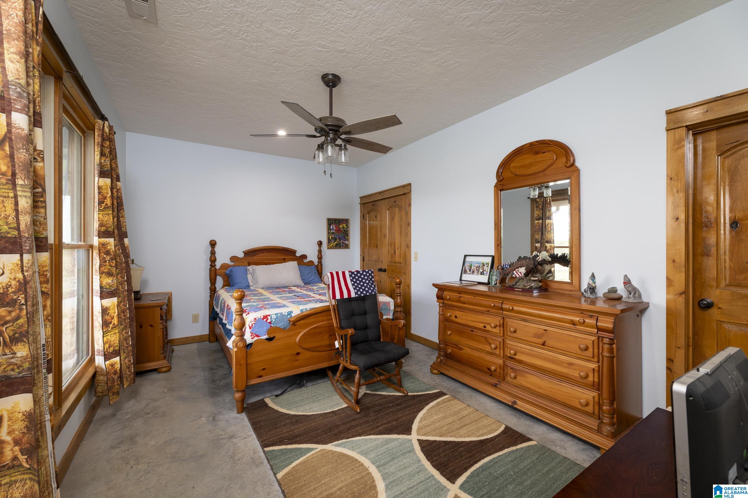1325 Ledbetter Road Munford, AL 36268 - Photo 12 of 85