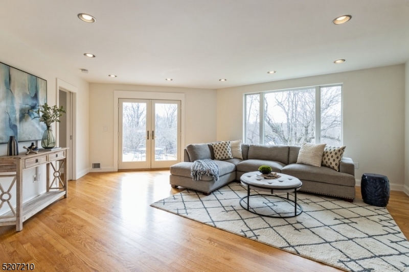 52 Kitchell Road Morristown, NJ 07960 - Photo 17 of 37