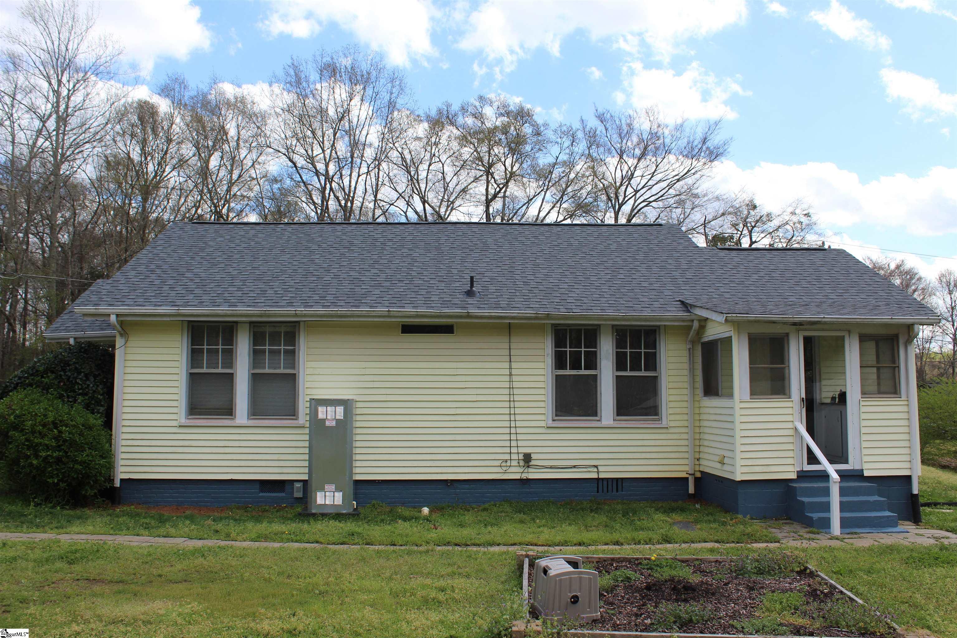 115 Old Georgia Road Pelzer, SC 29669 - Photo 6 of 20