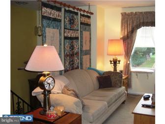 5 South Tilbury Road Salem, NJ 08079 - Photo 7 of 12 Living Room